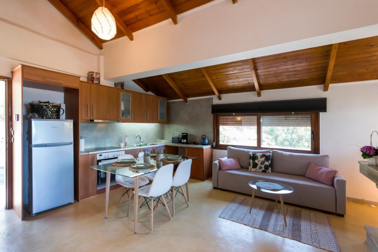 Apartamento Seaside Heaven - Sunset Views Close To The Beach Kalamata Exterior foto