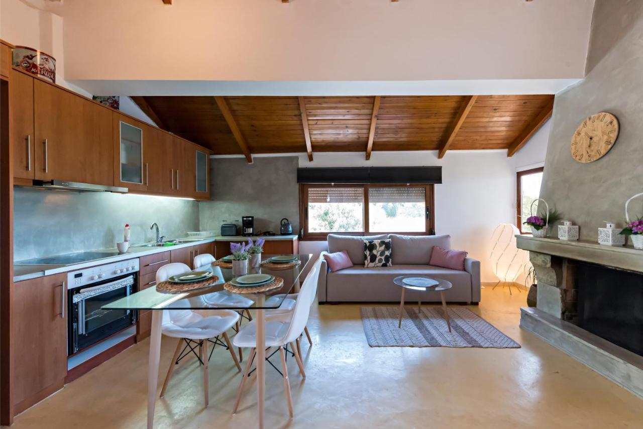 Apartamento Seaside Heaven - Sunset Views Close To The Beach Kalamata Exterior foto