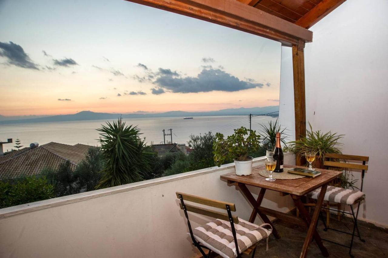 Apartamento Seaside Heaven - Sunset Views Close To The Beach Kalamata Exterior foto